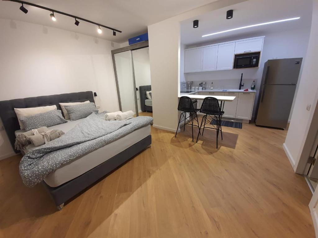 Sunshine Suites By The Sea Eilat 3 Min Walk To The Beach 외부 사진